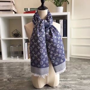 Louis Vuitton scarf